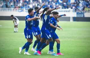 PSIS Semarang Kalahkan PSM Makassar 2-1 dalam Pertandingan Kandang