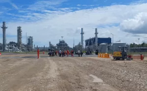 Presiden Jokowi Resmikan Megaproyek Tangguh Train 3 Bintuni