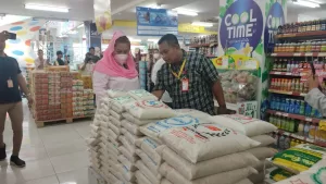 Pemkot Semarang Minta Masyarakat Tak Panik Atas Kenaikan Harga Beras