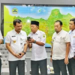 Luthfi Pastikan Kepala Desa Jadi Garda Depan Koperasi Merah Putih IMG-20250716-WA0105-768×512
