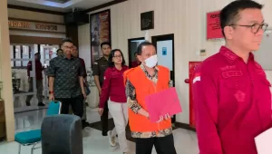 Gebrakan Kejati Jateng, Tahan Dosen UGM Dugaan Korupsi Rp 7,4 Miliar