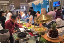 Ibis Styles Semarang Simpang Lima Hadirkan “Taste of Ramadhan”, Sajikan Kambing Guling hingga Menu Timur Tengah