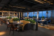 Rayakan Paskah, ZERU Sky Terrace Tawarkan Dinner & Brunch Premium