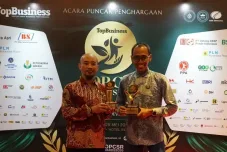 PLN UIP JBT Raih Dua Penghargaan Bergengsi di TOP CSR Awards 2026