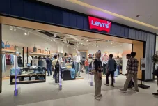 Levi’s® Resmi Buka Gerai Baru di 23 Semarang Shopping Center, Bidik Generasi Urban